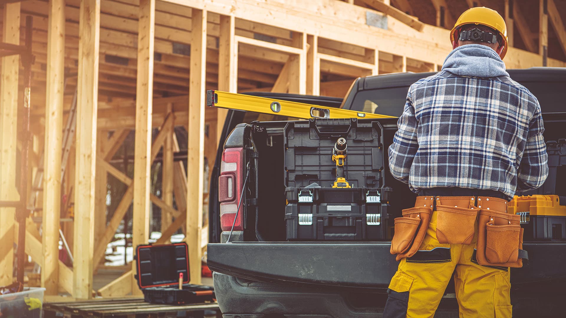 Rakennustyömaan tärkeimmät henkilösuojaimet