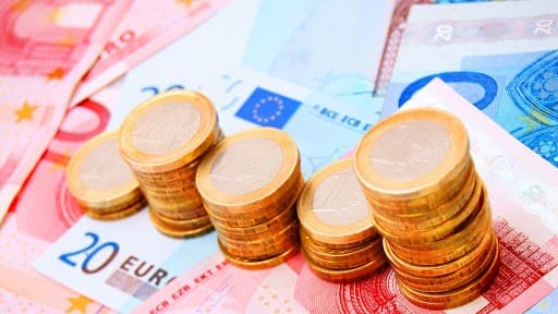 Missä rahat oikein viipyy? Tarkasta Kelan 2026 ilmoittamat maksupäivät helposti ja selkeästi