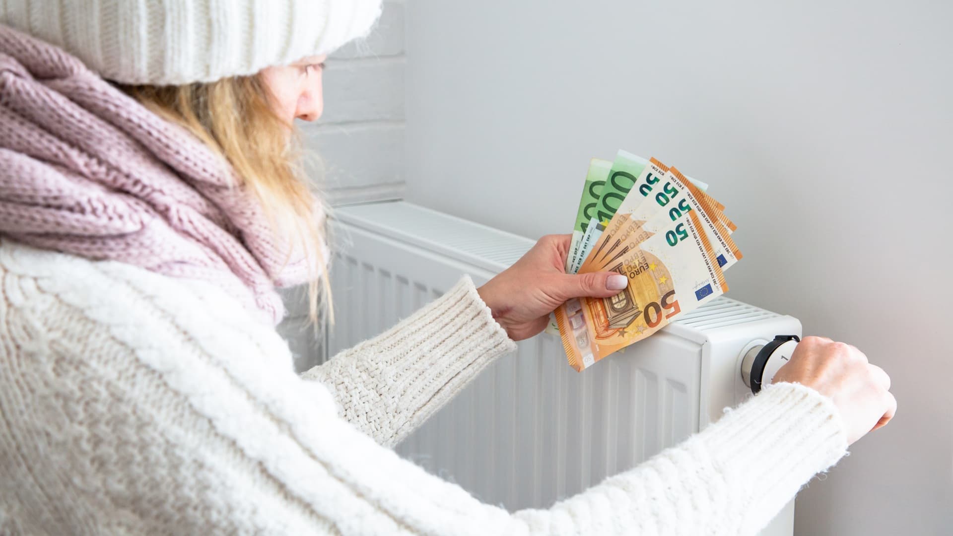 Omakotiasujan kukkaro kovilla – sähkönsiirto kallistuu ja öljylasku iskee nyt kerralla