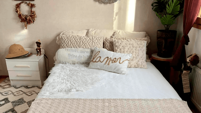 Hurmaavin Huone Pinalopo makuuhuone